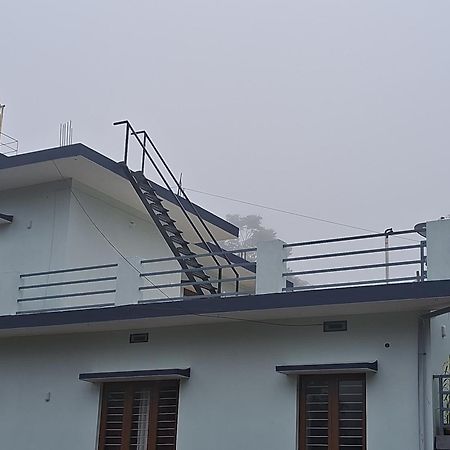 Coorg Teakwood Treasure Homestay 마디케리 외부 사진
